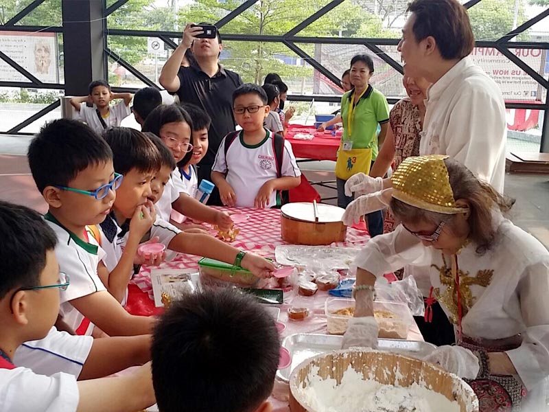 Team building activity conducted by our Dragon's Beard artists